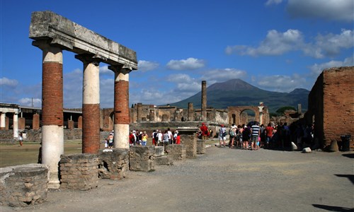 Neapol, Pompeje, Capri - letecký víkend s programem - Pompeje