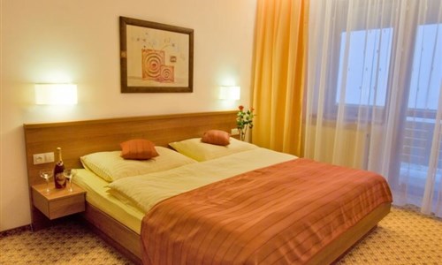 Hotel Kopanice**** - romantický víkend pro dva - pokoj s balkonem