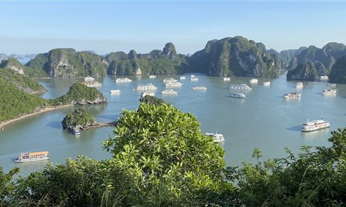 Okruh Vietnamem za přírodními krásami i památkami Unesco - zátoka Halong Bay