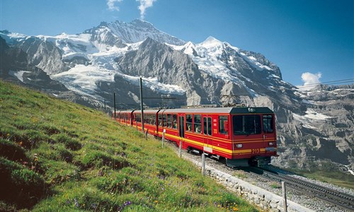 Matterhorn a Jungfrau - ozubnicová železnice na Jungfrau