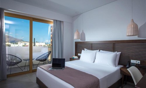 Hotel Meropi ****