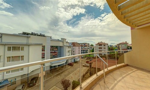 Hotel Sunny Flower*** - Hotel Sunny Flower-pohled z balkonu