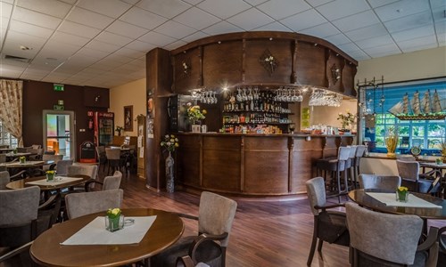 Hotel NAT*** Kołobrzeg - Polsko-Hotel NAT Kołobrzeg-bar