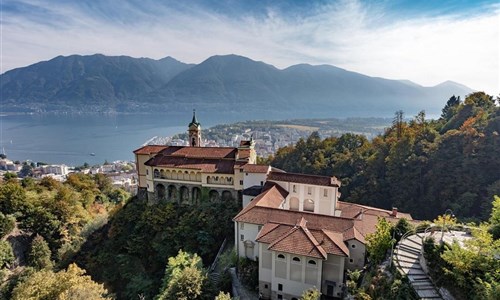Švýcarské železnice UNESCO a ozubnicová železnice Monte Generoso - Sacro Monte Madonna del Sasso