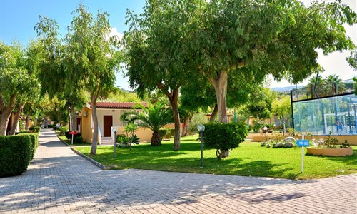 Hotel Villaggio Santa Maria*** - zahrada