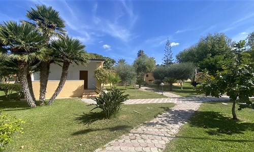 Hotel Villaggio Santa Maria*** - v hotelové zahradě