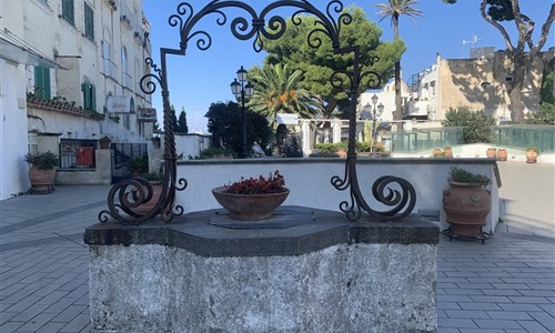 Ischie, Capri, Procida - 3 Sirény Neapolského zálivu - Capri  zákoutí
