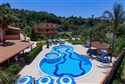 pohled na areál hotelu
