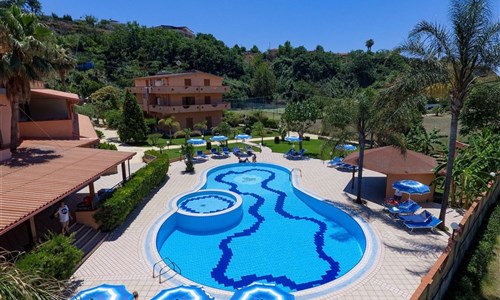 Hotel Villaggio Old River*** - pohled na areál hotelu