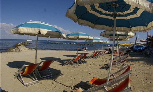 Hotel Villaggio Old River*** - hotelová pláž