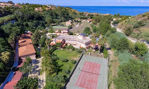 Hotel Villaggio Old River*** - areál hotelu