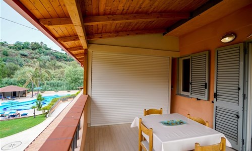 Hotel Villaggio Old River*** - balkon s venkovním posezením