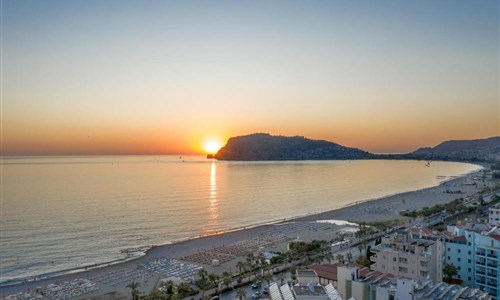 Hotel Mesut **** - pláž