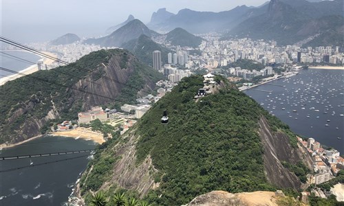 Rio de Janeiro, vodopády Igucu a ostrov Ilha Grande - výhled z Cukrové homole