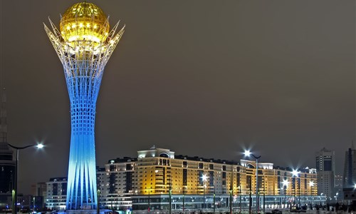 Národní parky a města Kazachstánu - věž Bajtěrek