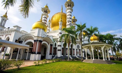 Poznávání Malajsie s koupáním na Langkawi - Ipoh - mešita Ubudiah