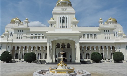 Poznávání Malajsie s koupáním na Langkawi - Kuala Kangsar - Iskandariah palác