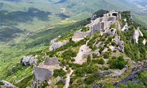 Katarské hrady, Andorra a francouzské Pyreneje
