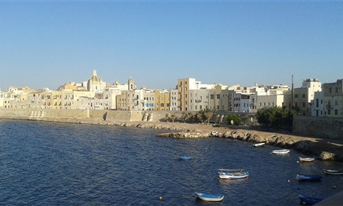 Skryté krásy západní Sicílie - Trapani nábřeží