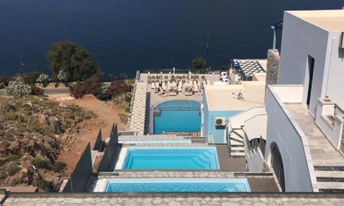 Elena Village Hotel & Suites****