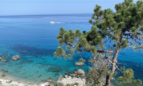 Hotel Poggio di Tropea*** - Panenská pláž pod hotelem