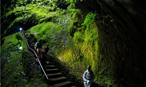 Azorské ostrovy - São Miguel a Terceira - pěší turistika - Algar do Carvao