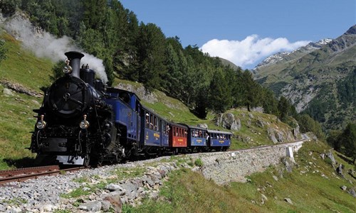 Švýcarská parní nostalgie - jízda parní vlak Oberwald-Gletsch