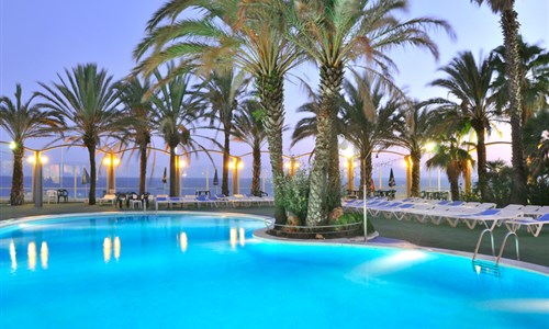 Hotel Caprici***+ - autobusem - Španělsko, Costa Brava, Santa Susana - hotel Caprici lux