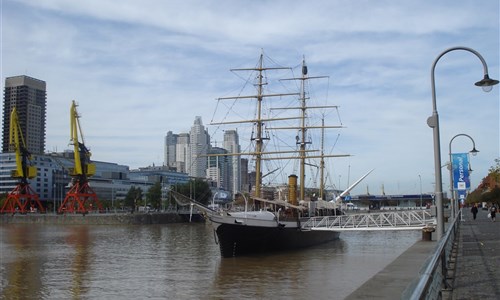 Podmanivé kouzlo Buenos Aires a magická přitažlivost Uruguaye - Puerto Madero