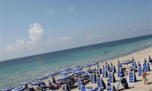 Hotel Delfino**** pro starší 55 let - podzim na Sicílii - pláž