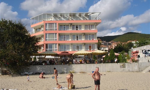 Hotel Iris*** - Bulharsko, Svatý Vlas - hotel Iris