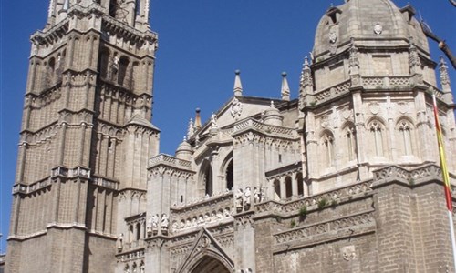 Poklady španělského kulturního dědictví UNESCO - letecky - Toledo katedrála