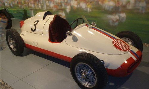Putování krajem Moravskoslezských Beskyd - Muzeum Tatra- Kopřivnice