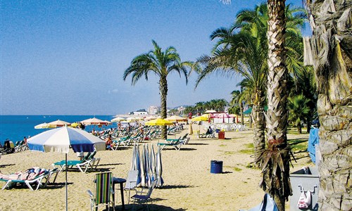 Hotel Los Pinos*** - autobusem - Španělsko, Costa Maresme, Santa Susana - hotel Los Pinos, pláž