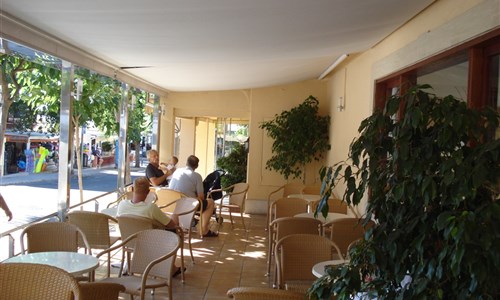 Hotel Cupido*** - 7 nocí - venkovní posezení