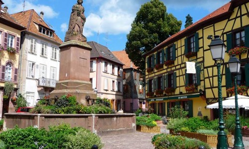 Kouzelné Alsasko, Lotrinsko - Ribeauville fontainne