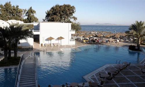 Hotel Avra Beach Rhodos**** - 7 nocí - Rhodos, Ixie - Hotel Avra Beach - bazén