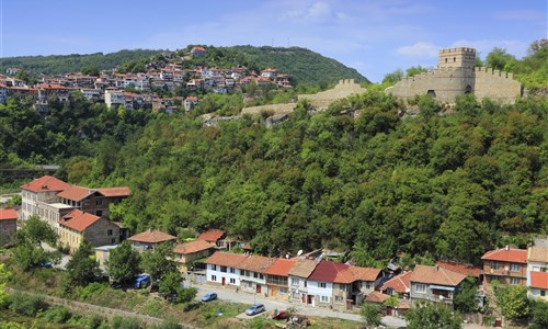 Bulharskem od východu na západ - moře, příroda, památky - letecky tam, autobusem zpět - Bulharsko - Veliko Tarnovo