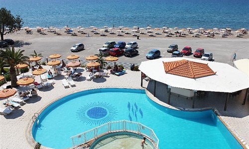 Hotel Kamari Beach****