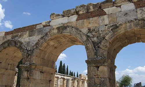 Pamukkale, Kappadokie, Antalya - Turecko - Hierapolis