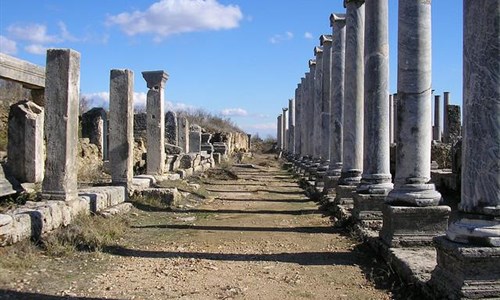 Pamukkale, Kappadokie, Antalya - Turecko - Perge