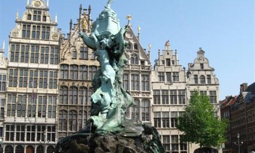 Belgické království - Antverpy-namesti