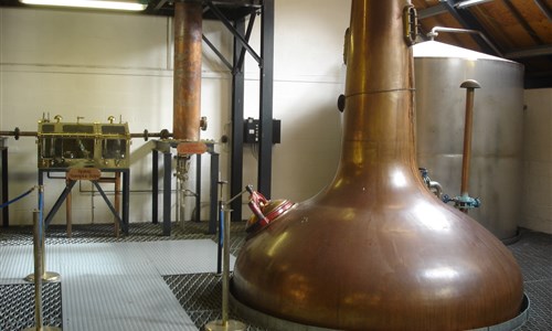 Anglie, Skotsko, Wales - letecky - Výrobna whisky
