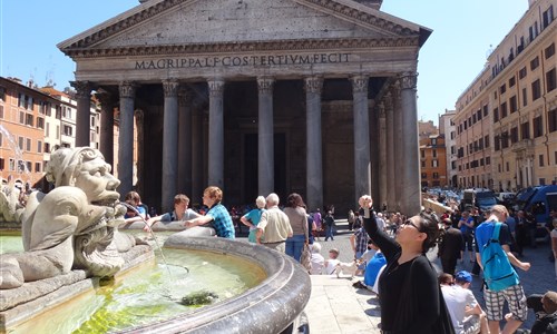Řím letecky s výletem do Neapole - Řím - Pantheon